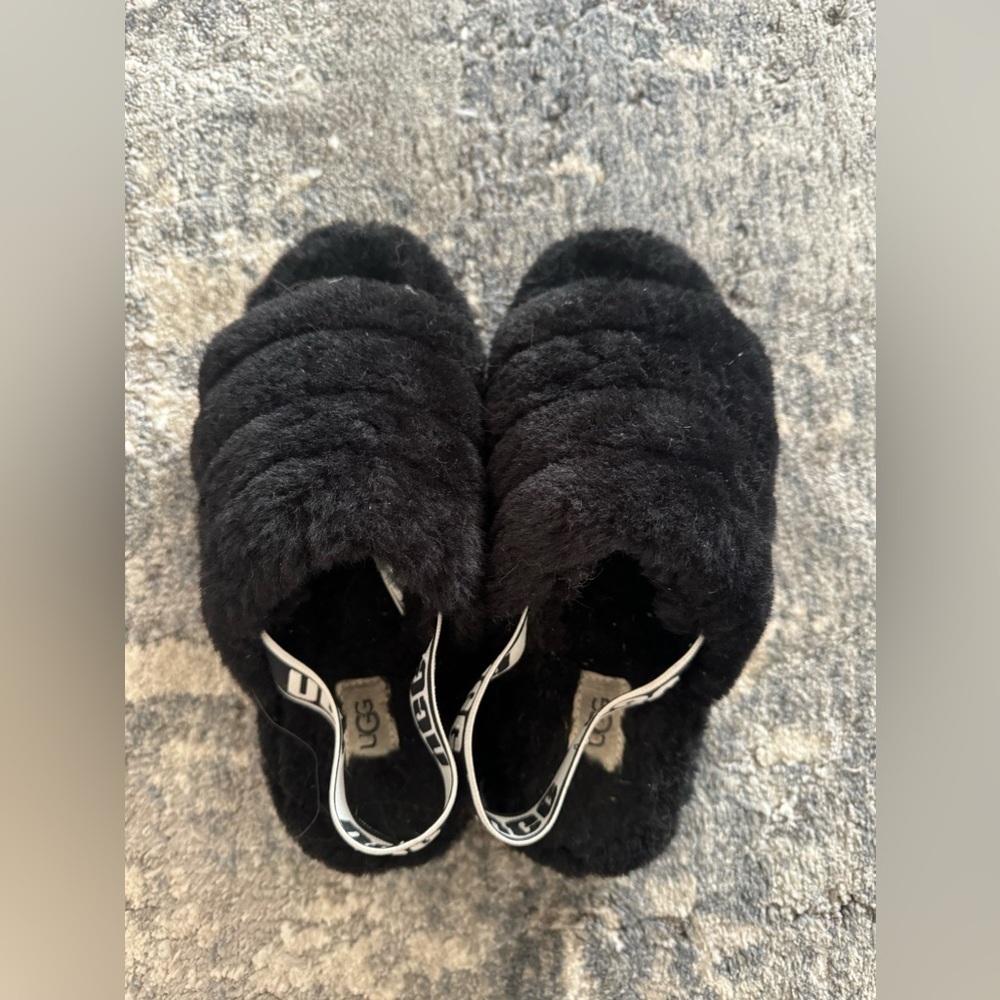 UGG Black Soft Sandals Size 7 - Picture 3 of 4